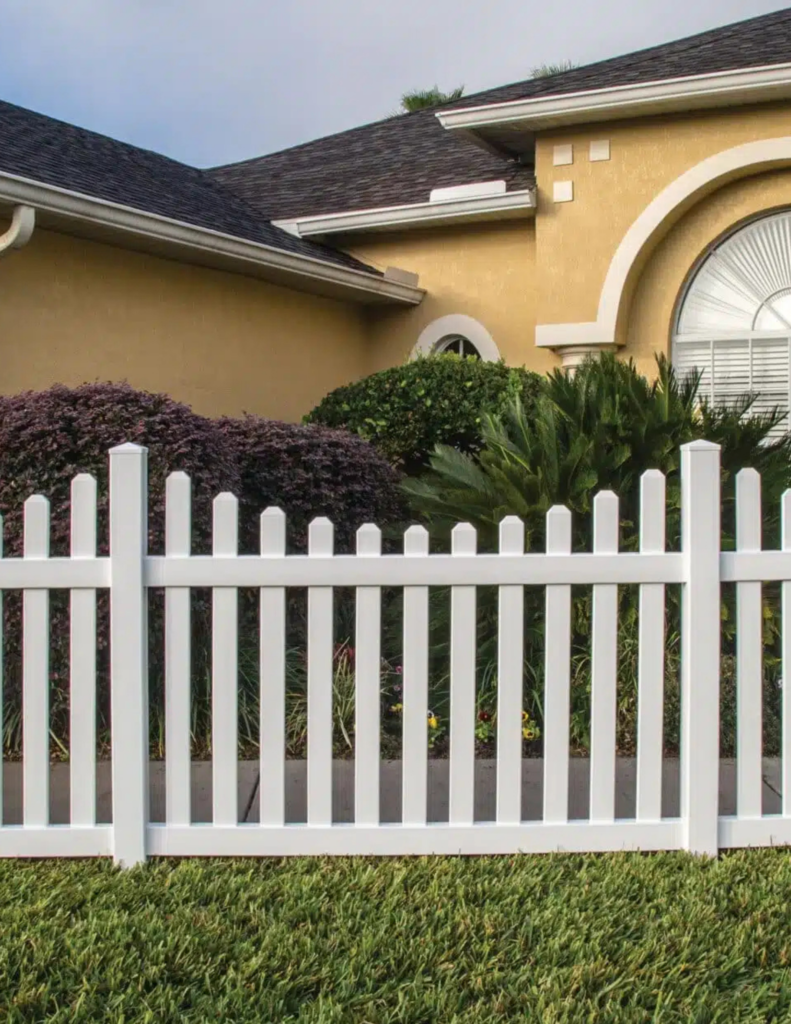 Ruco Fence Products The Wake Vinyl Privacy Scallop Cut Picket Fence in White